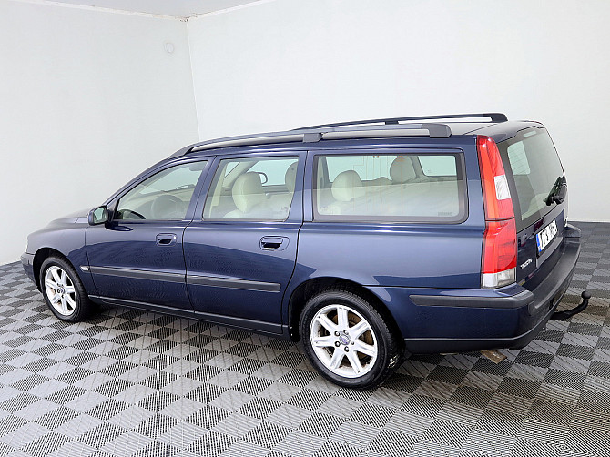 Volvo V70 Summum ATM 2.4 D5 120kW Tallina - foto 4