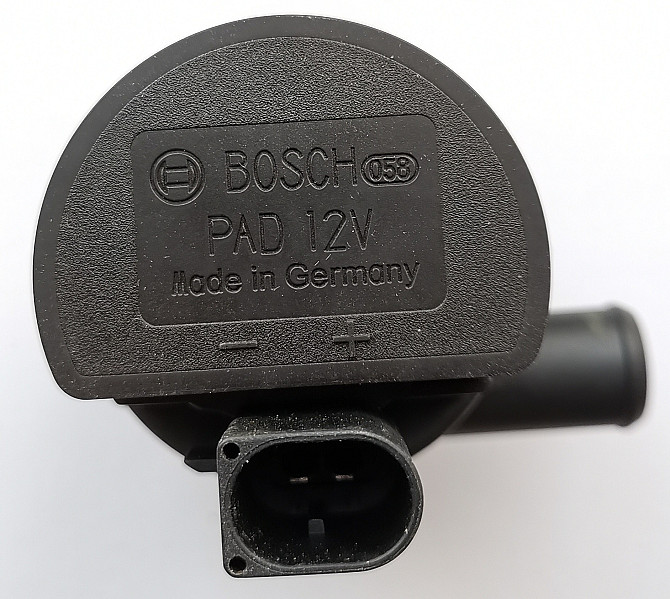 Bosch 0 392 023 004 Ūdens recirkulācijas sūknis, apsildes sistēma. Jauns 12V, bez kronšteina.... Рига - изображение 1