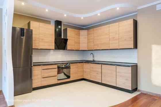 Предлагается просторная, светлая и солнечная 3-комнатная квартира в отличном Rīga