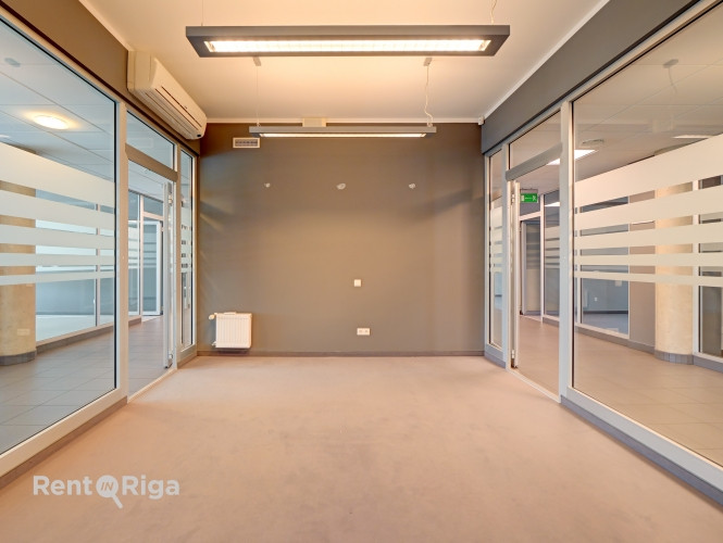 Fiksēta nomas maksa.  Cenā ir iekļauta koplietošanas virtuves zona, parrunu telpa, duša un 2 Rīga - foto 5