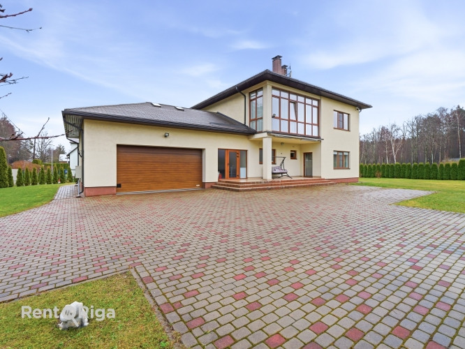 Izīrē privātmāju ar plašu dārza teritoriju!  Ideāla vieta gan mierīgai ikdienas dzīvei, Rīgas rajons - foto 1