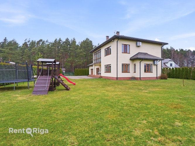 Izīrē privātmāju ar plašu dārza teritoriju!  Ideāla vieta gan mierīgai ikdienas dzīvei, Rīgas rajons - foto 6