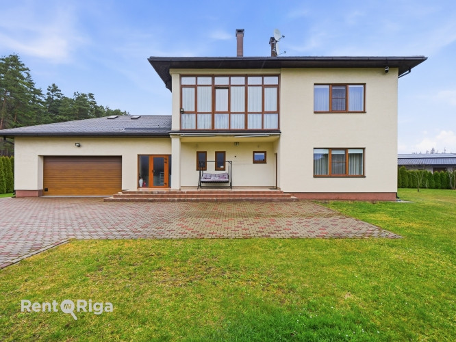 Izīrē privātmāju ar plašu dārza teritoriju!  Ideāla vieta gan mierīgai ikdienas dzīvei, Rīgas rajons - foto 4
