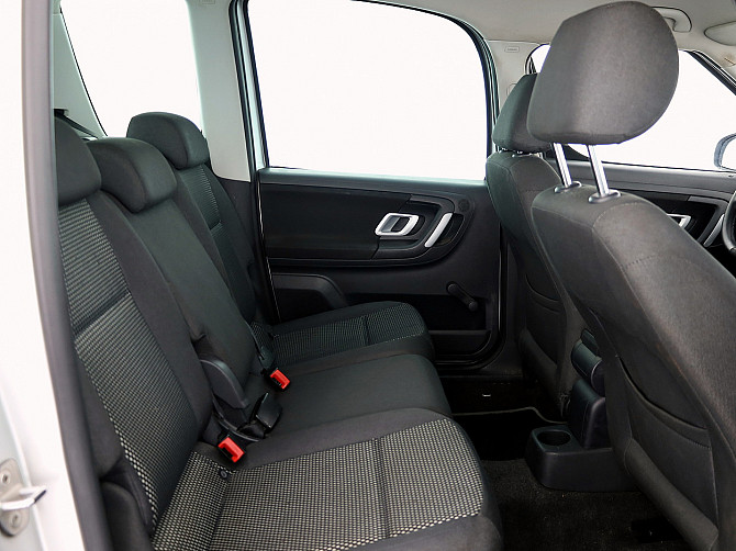 Skoda Roomster Scout 1.9 TDI 77kW Tallina - foto 7