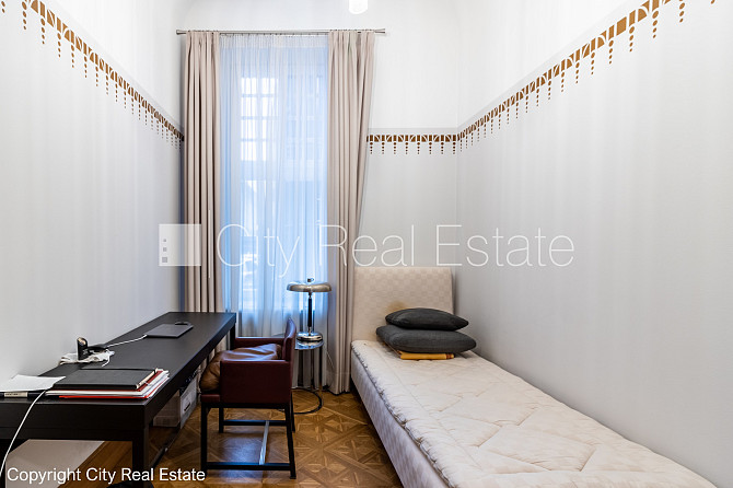 Fasādes māja, renovēta māja, slēgts pagalms, vieta automašīnai, ieeja no ielas un pagalma, Rīga - foto 13