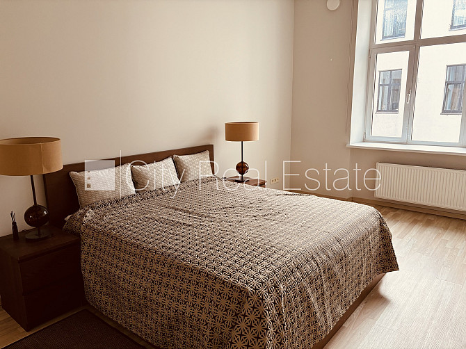 Jaunceltne, pagalma ēka, energo efektīva māja, ieeja no pagalma, puspagrabs, ir lifts, logi Rīga - foto 19