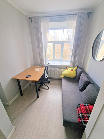 Fasādes māja, renovēta māja, slēgts pagalms, ieeja no ielas, kāpņu telpa pēc kapitālā Rīga - foto 6