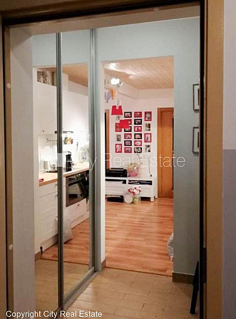 Фасадный дом, реновированный дом, благоустроенная озеленённая территория, Рига - изображение 13