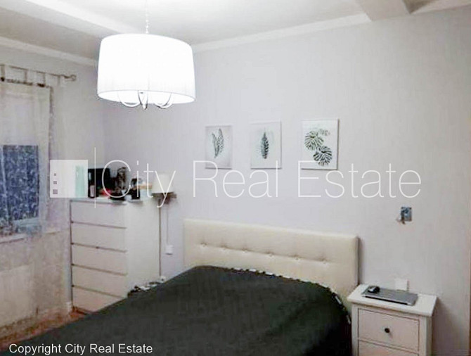 Фасадный дом, реновированный дом, благоустроенная озеленённая территория, Рига - изображение 6