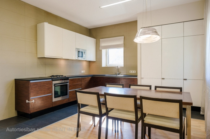 Сдается в аренду полностью меблированная часть таунхауса в Дарзциеме. Рига - изображение 7