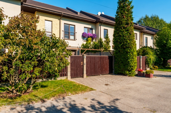 Сдается в аренду полностью меблированная часть таунхауса в Дарзциеме. Рига - изображение 1