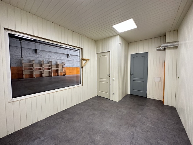 Apkurināmās ražošanas/noliktavas telpas ar telferi 10 t.  Brīvības gatve 201, pretī 