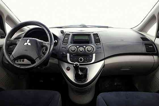 Mitsubishi Grandis Comfort Facelift 2.4 121kW Tallina