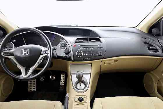 Honda Civic Elegance 1.8 103kW Tallina