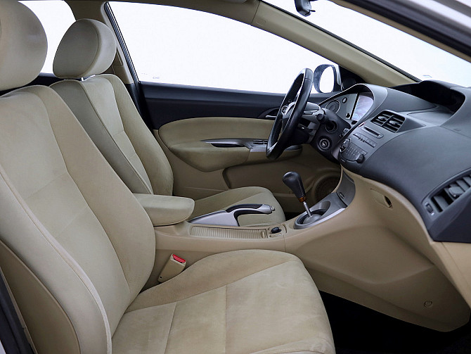 Honda Civic Elegance 1.8 103kW Tallina - foto 6