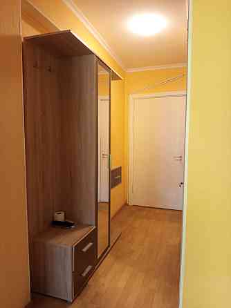 Сдается 1- ая квартира на длительный срок. Квартира меблированная, также имеется стиральная... Rīga