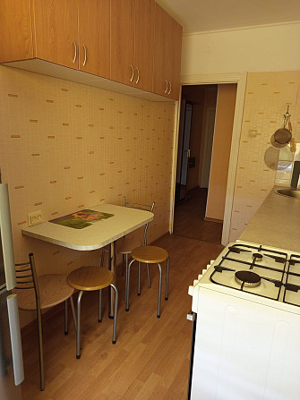 Сдается 1- ая квартира на длительный срок. Квартира меблированная, также имеется стиральная... Rīga - foto 1