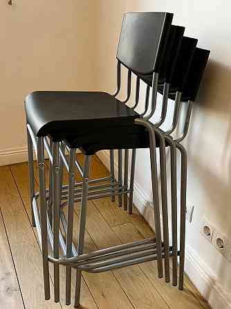 Стулья 6 шт. Вецрига самовывоз. Все стулья очень прочные и крепкие. Все 6 шт вместе - 35 евро.... Rīga