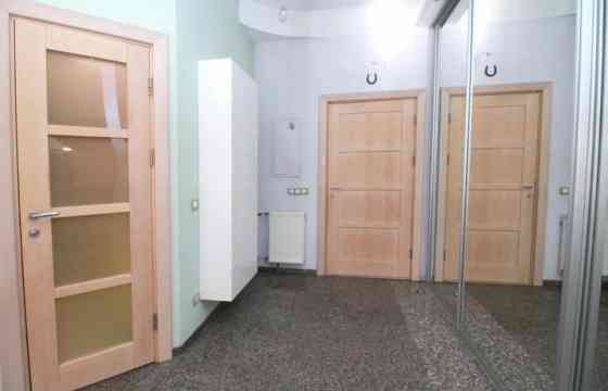 Долгосрочная аренда  квартира в дюнной зоне с видом на море.  Предлагаем в Юрмала