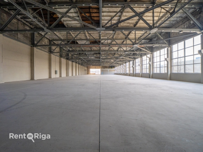 Plašas, gaišas ražošanas telpas ar biroju, garderobēm, dušām, WC.  Lokācija: Uriekstes iela 4a, prec Рига - изображение 1