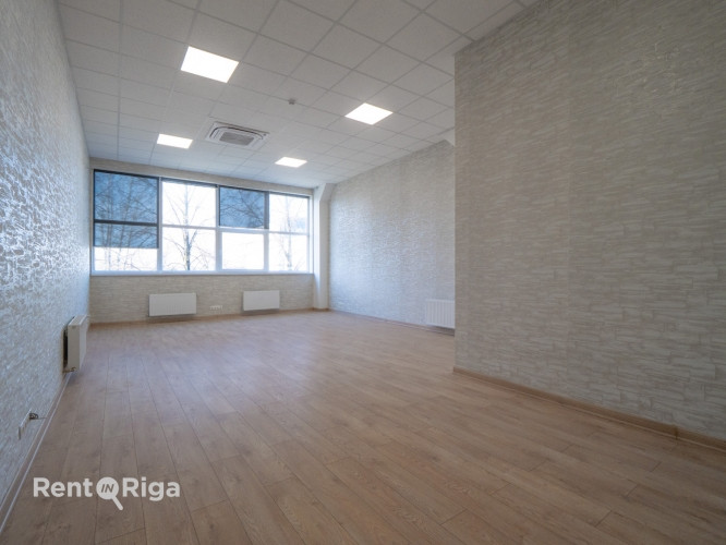 Аренда офисных помещений на улице Уриекстес, рядом с торговым портом.  Помещение Рига - изображение 5