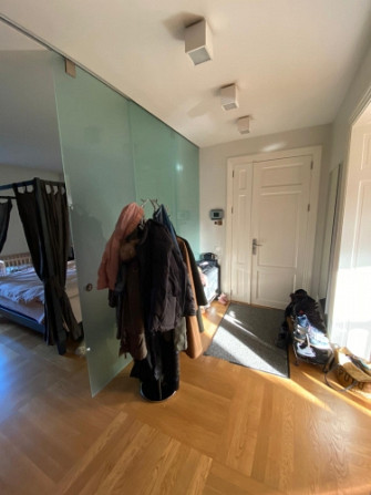 Сдается в аренду квартира с уникальным дизайнерским интерьером, есть парковка, Рига - изображение 8