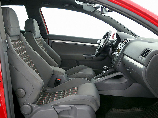 Volkswagen Golf GTI ATM 2.0 147kW Tallina - foto 8