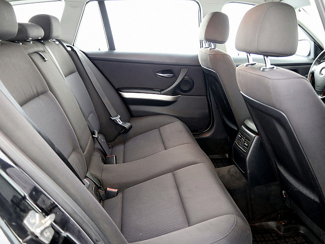 BMW 318 Touring Facelift 2.0 D 105kW Tallina - foto 7