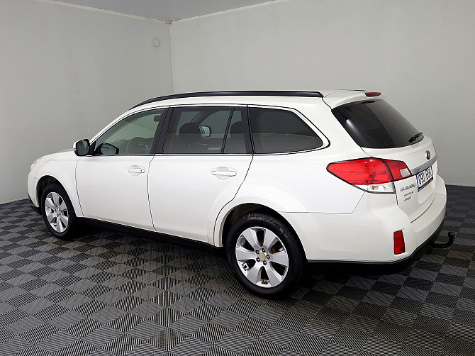 Subaru Outback Comfort AWD 2.0 TD 110kW Tallina - foto 4