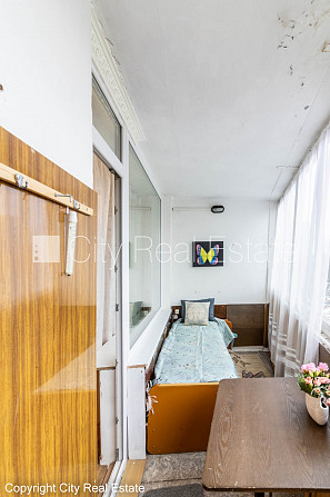 Fasādes māja, labiekārtota apzaļumota teritorija, vieta vairākām automašīnām, ieeja no Rīga - foto 11