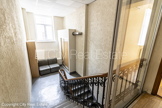 Фасадный дом, реновированный дом, благоустроенный озеленённый двор, закрытый Рига - изображение 18