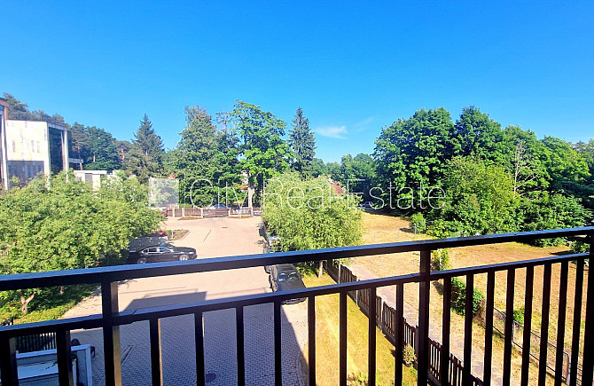 Реновированный дом, апартаменты люкс 82 м2, лифт, лестничная клетка после Рига - изображение 5