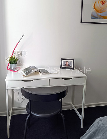 Фасадный дом, реновированный дом, вход с улицы, лифт, лестничная клетка после Рига - изображение 7