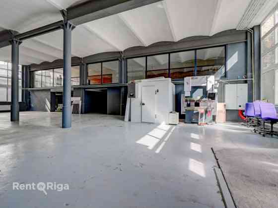 Светлые производственные/складские помещения в районе ВЭФ.  Преимущества: + Рига