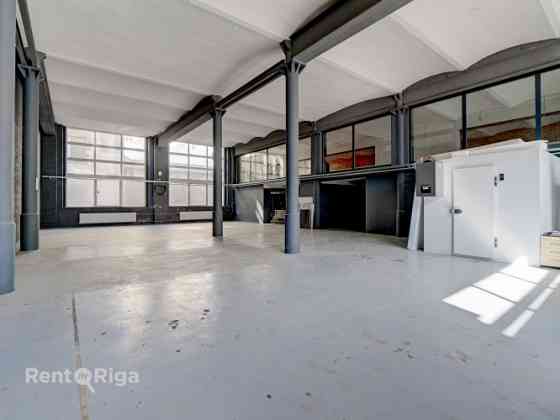 Светлые производственные/складские помещения в районе ВЭФ.  Преимущества: + Рига