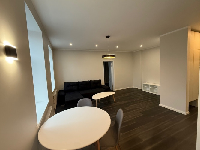 Izīrē 2 istabu dzīvokli Rīgas centrā!  Svaigi izremontēts dzīvoklis ar iespēju auto Rīga - foto 3