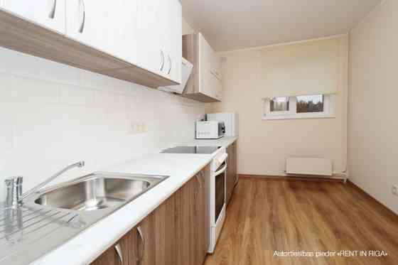 Недавно отремонтированная, светлая квартира с удобной планировкой в доме Рига