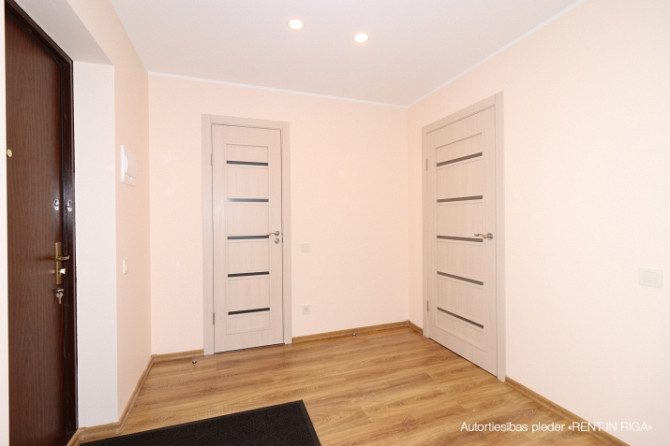 Nesen remontēts, saulains dzīvoklis ar praktisku plānojumu specprojekta mājā Imantā. Rīga - foto 7