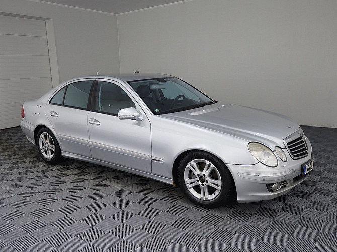 Mercedes-Benz E 220 Avantgarde Facelift ATM 2.1 CDI 125kW Tallina - foto 1