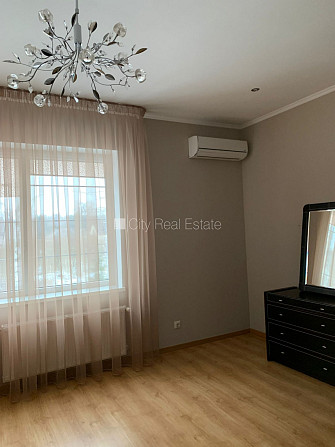 Rindu māja, zaļā teritorija, labiekārtots apzaļumots pagalms, slēgta teritorija, garāža Jūrmala - foto 17