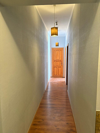 Сдается уютная и аккуратная 2-комнатная квартира в центре с изолированными комнатами.
Основные... Rīga - foto 5