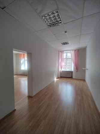 Two office spaces in Old Riga.  The owner will renovate the premises, as well as replace the ceiling Рига