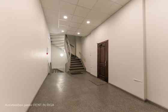 Two office spaces in Old Riga.  The owner will renovate the premises, as well as replace the ceiling Рига