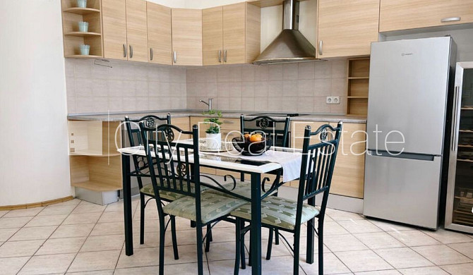 Pagalma ēka, renovēta māja, slēgts pagalms, ieeja no ielas un pagalma, logi vērsti uz pagalma Rīga - foto 19