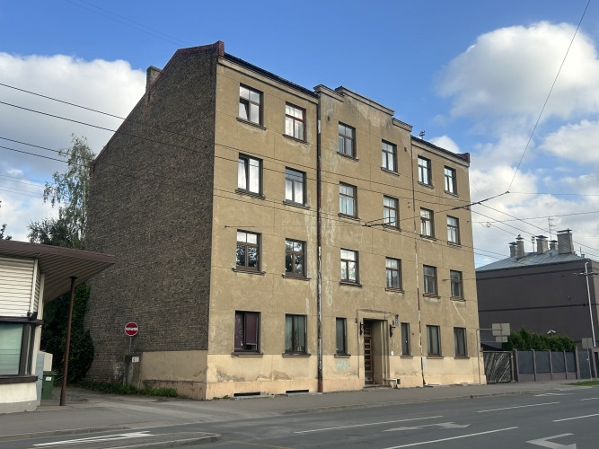 Investīciju īpašums Rīgas centrā ar stabilu ienākumu plūsmu  Kopīpašnieks pārdod 3/4 Rīga - foto 2