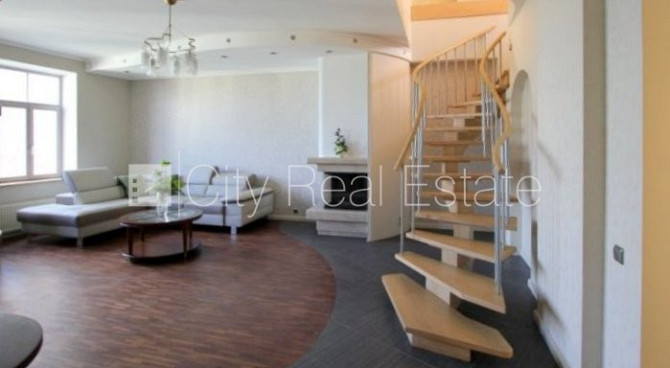 Šo dzīvokli izīrē pa diennaktīm (īstermiņa īre), īres cena sludinājumā norādīta par Rīga - foto 2