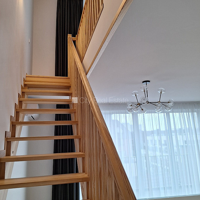 Fasādes māja, renovēta māja, slēgts pagalms, vieta automašīnai, kāpņu telpa pēc Rīga - foto 15