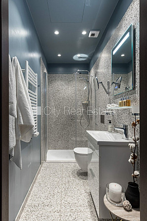 Jaunceltne, fasādes māja, labiekārtots apzaļumots pagalms, pazemes autostāvvieta, ieeja no Jūrmala - foto 11