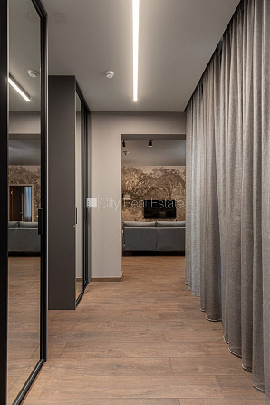 Jaunceltne, fasādes māja, labiekārtots apzaļumots pagalms, pazemes autostāvvieta, ieeja no Jūrmala - foto 11