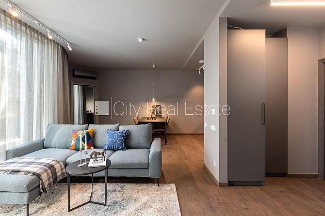 Jaunceltne, fasādes māja, zaļā teritorija, labiekārtots apzaļumots pagalms, pazemes Jūrmala - foto 9